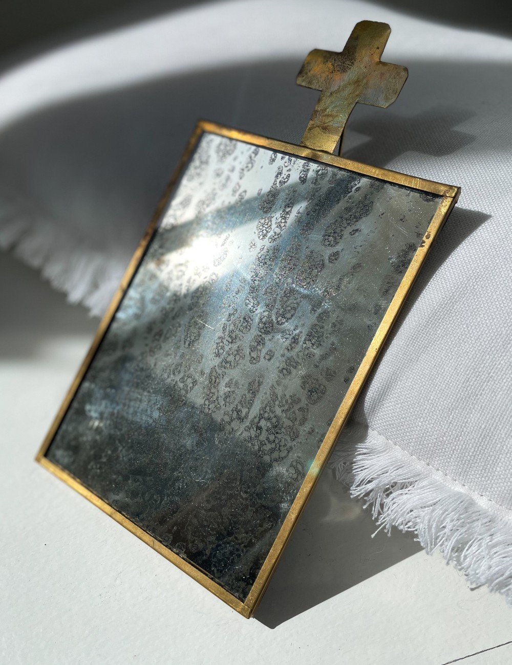 Le miroir крест