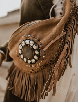 Banane à franges en cuir chocolat bohème - Boutique l'ananas