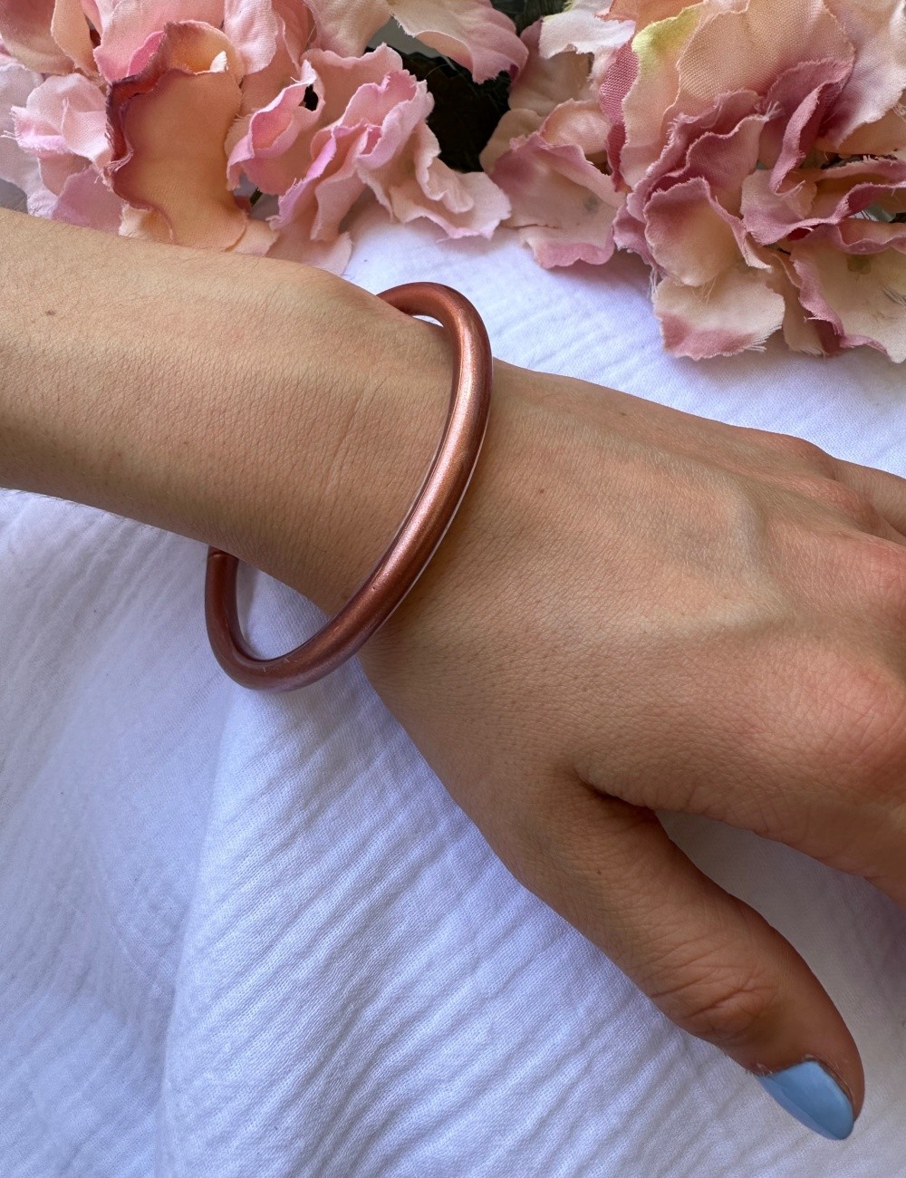 Bracelet bouddhiste rose - Boutique l'anana(s)