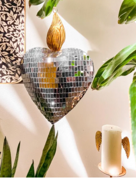 boule facette forme de coeur hippie